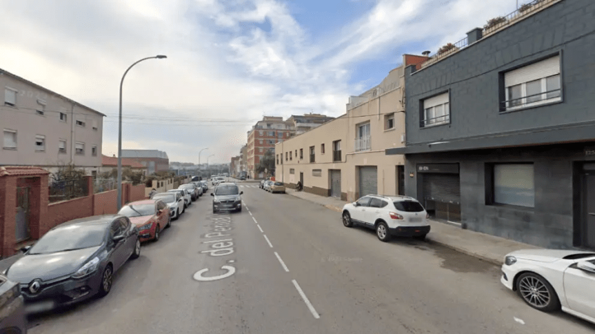 Un home en mata amb una arma blanca un altre que pretenia robar-lo al mig del carrer de&nbsp;Terrassa